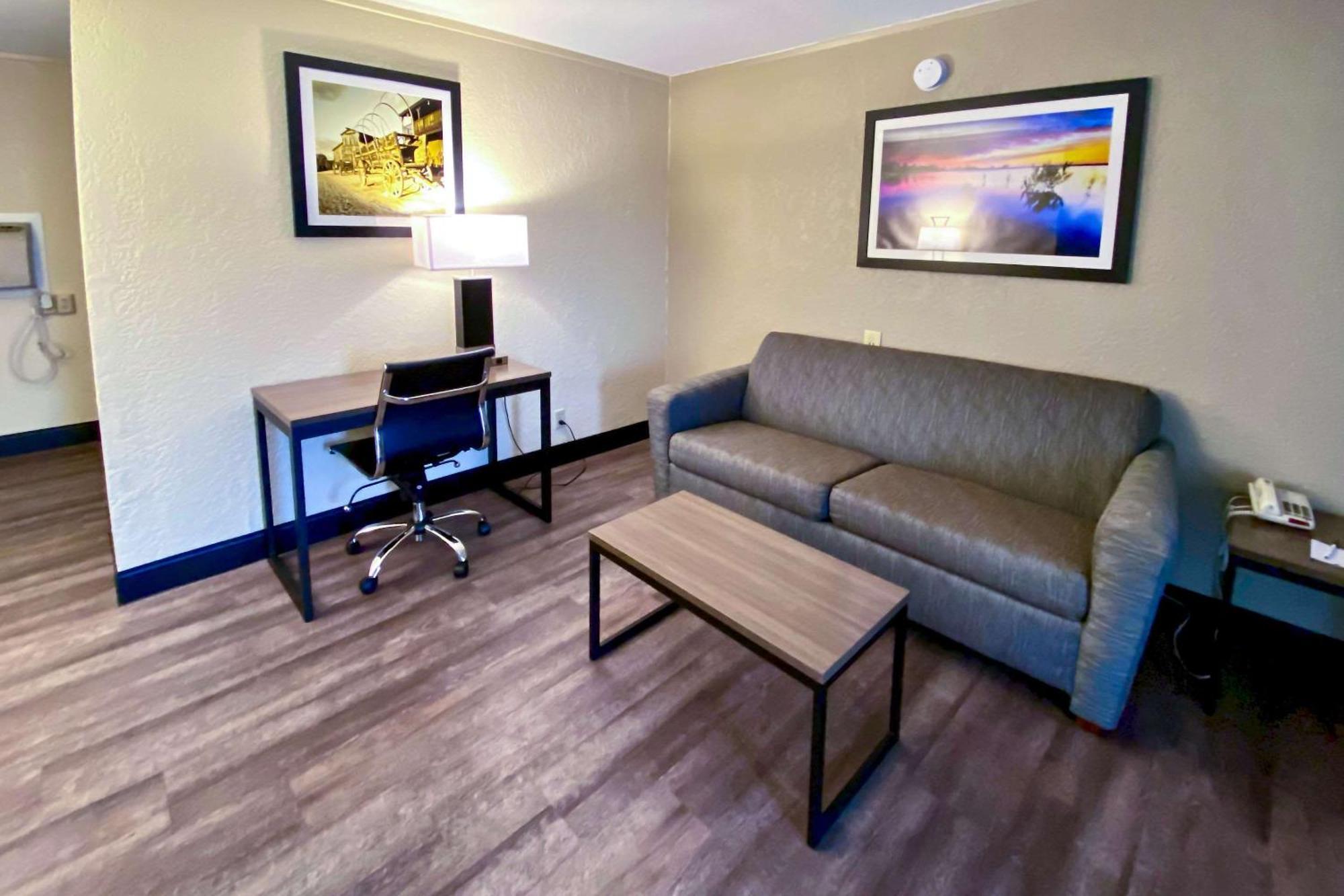 Quality & Airport 3* El Paso