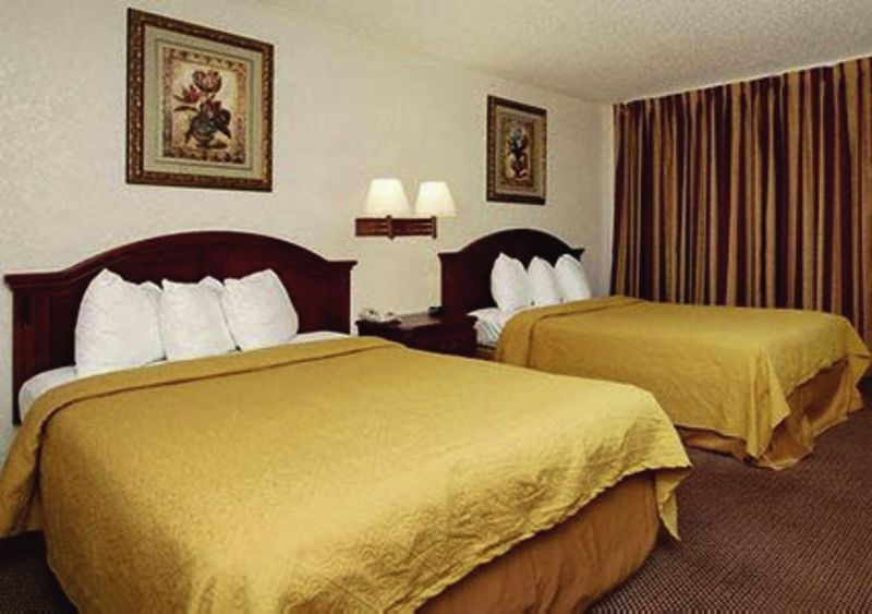 Quality & Airport Hotel